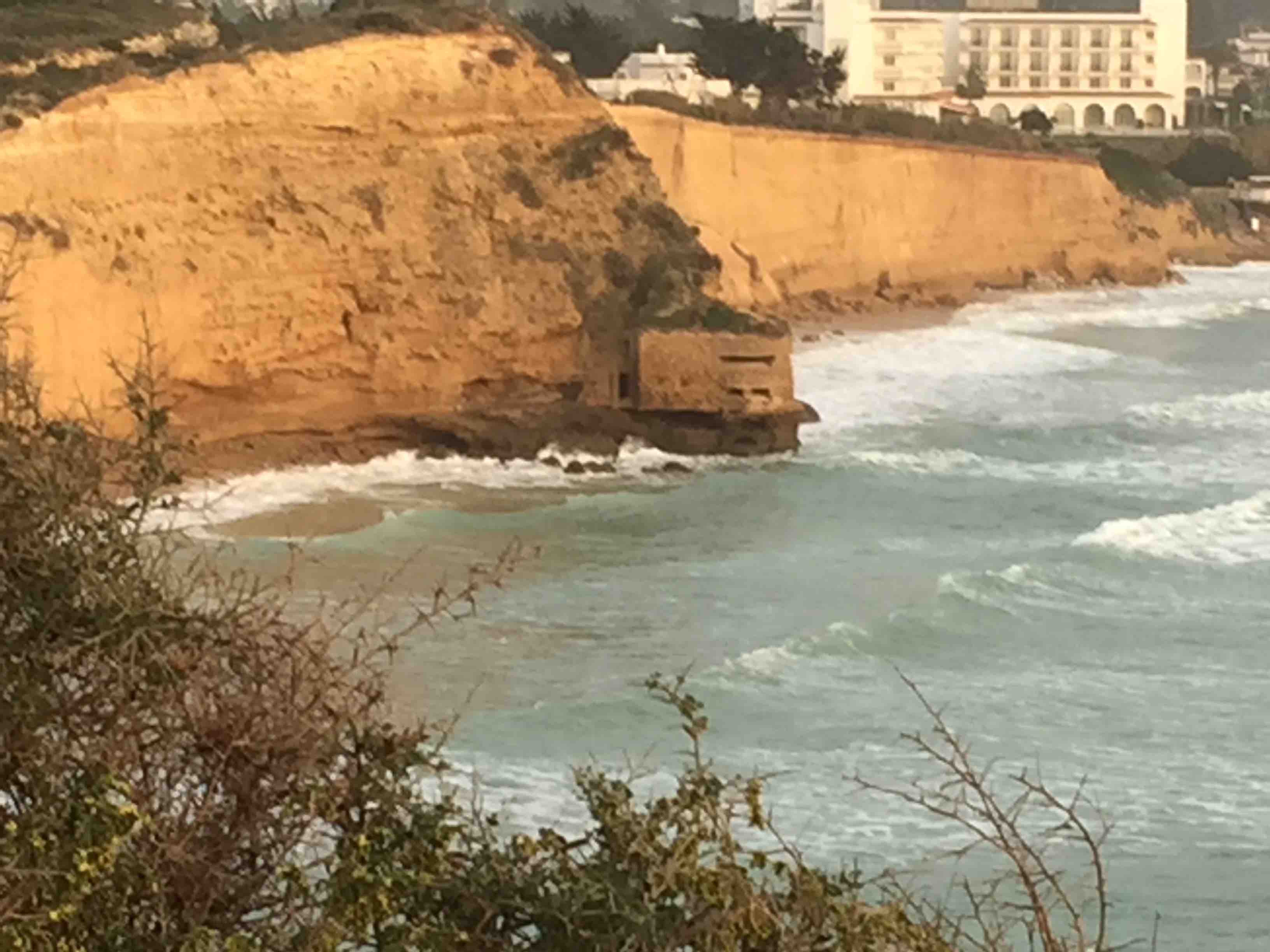 Das war wohl mal ein Piratenbeobachtungsposten